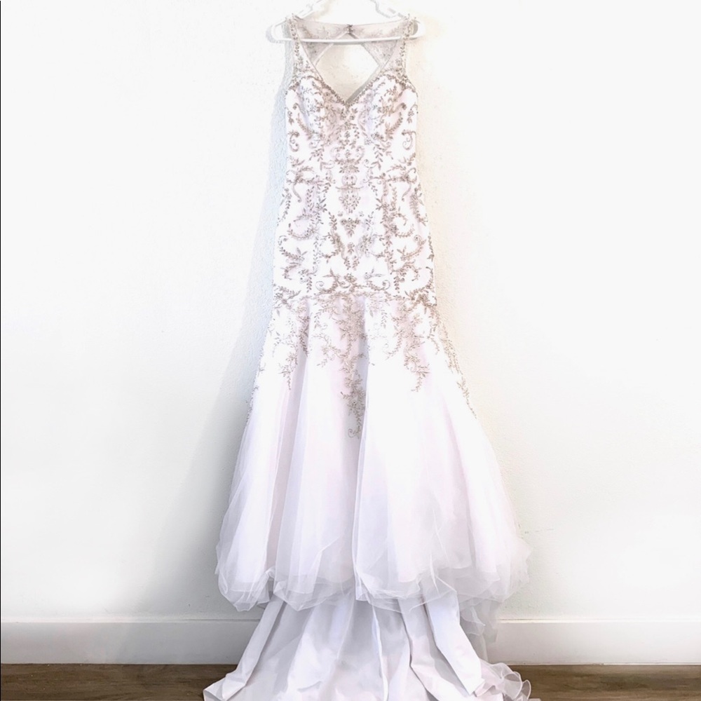 Alfred Angelo sapphire wedding dress